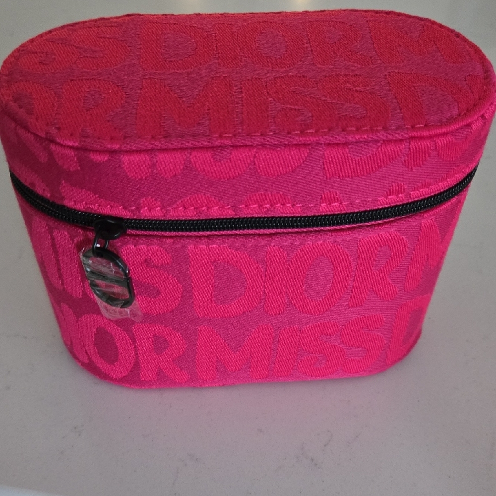 Brand New In Box DIOR Vanity MISS DIOR Magenta Pink CD Dior Cosmetic Zipper Case